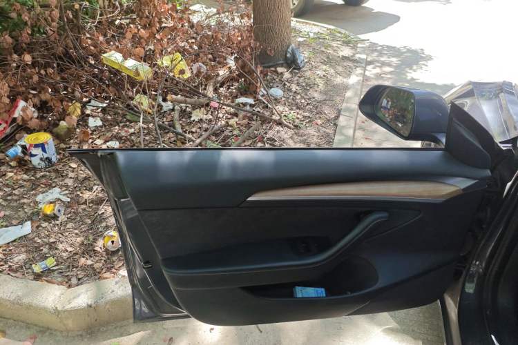 Used Tesla Model 3 2021 Revised Performance Version with All-Wheel Drive 3D1 Left Front Door Interior