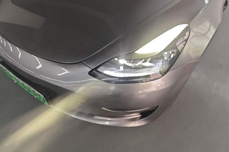 Used Tesla Model 3 2021 Performance High-Performance All-Wheel-Drive Version Left Front Headlight