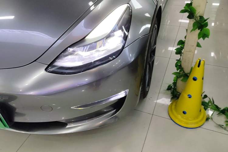 Used Tesla Model 3 2021 Revised Version II – Performance High-Performance All-Wheel-Drive Edition Left Front Headlight