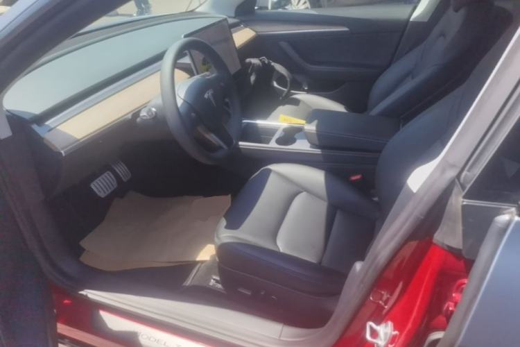 Used Tesla Model 3 2021 Performance High-Performance All-Wheel-Drive Version 3D6 Left Front Seat