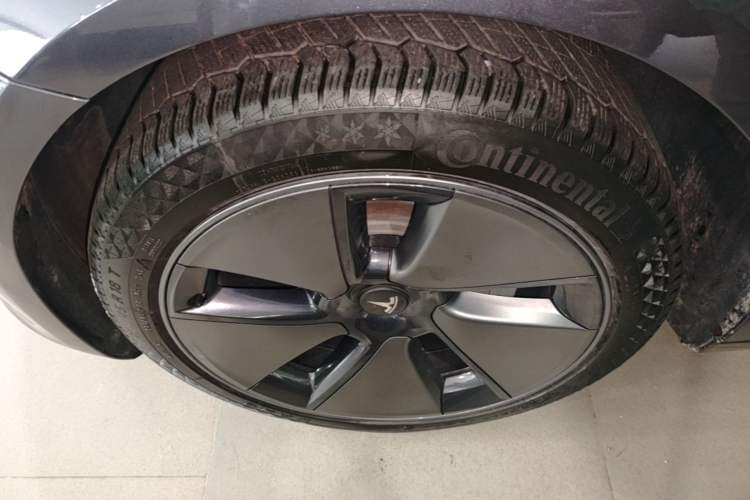 Used Tesla Model 3 2021 Standard Range Rear-Wheel Drive Upgraded Version 3D6 Left Front Wheel Hub