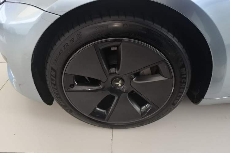 Used Tesla Model 3 2021 Standard Range Rear-Wheel Drive Upgraded Version 3D6 Left Front Wheel Hub