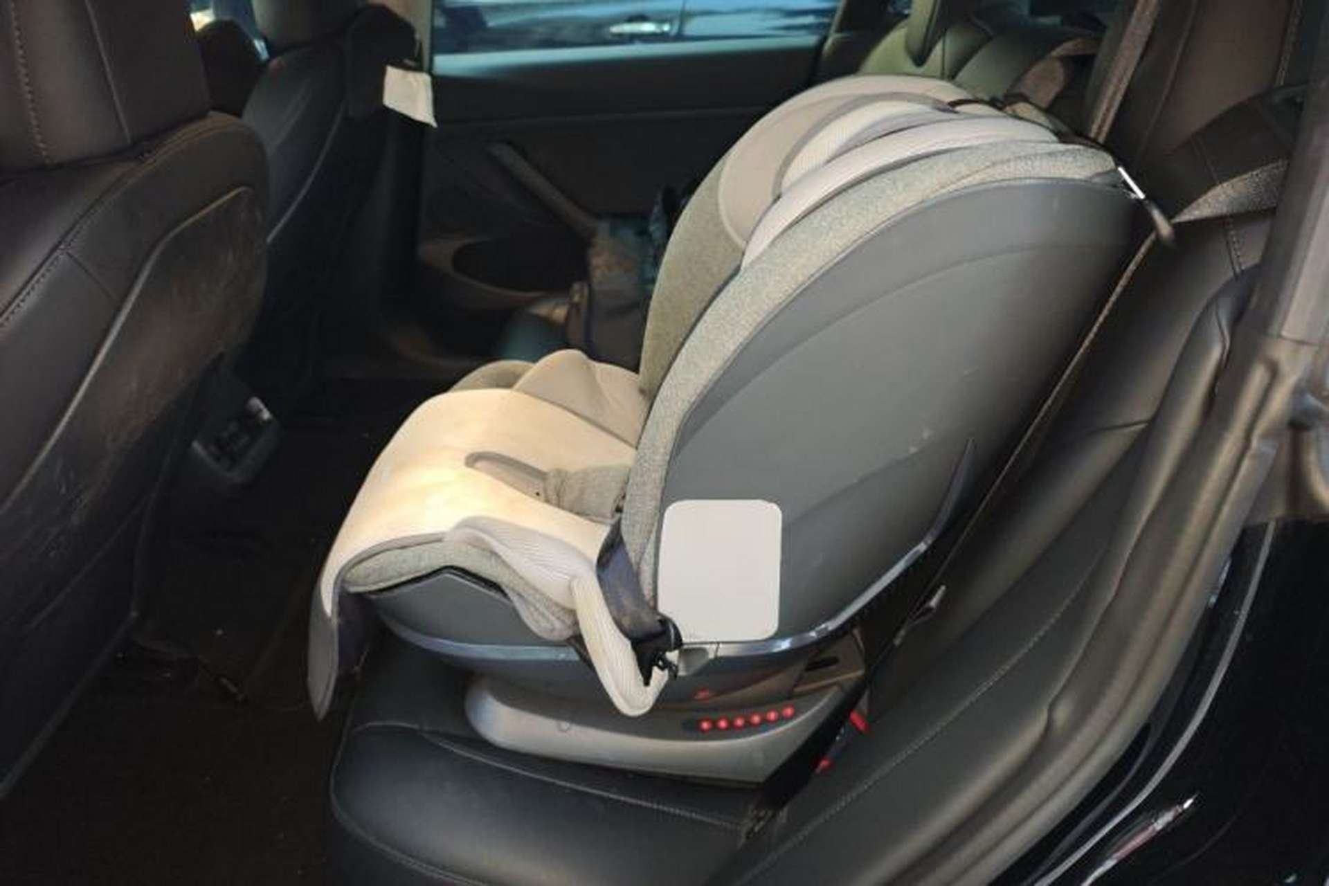 Used Tesla Model 3 2021 Standard Range Rear-Drive Upgraded Version Left Rear Seat