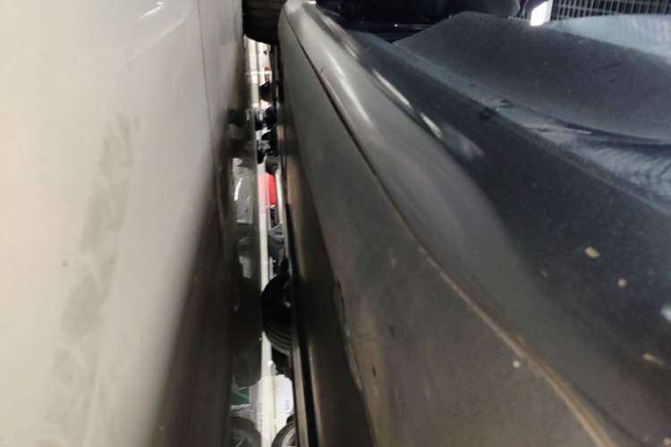 Used Tesla Model 3 2021 Standard Range Rear-Wheel Drive Upgraded Version 3D6 Left Side Sill