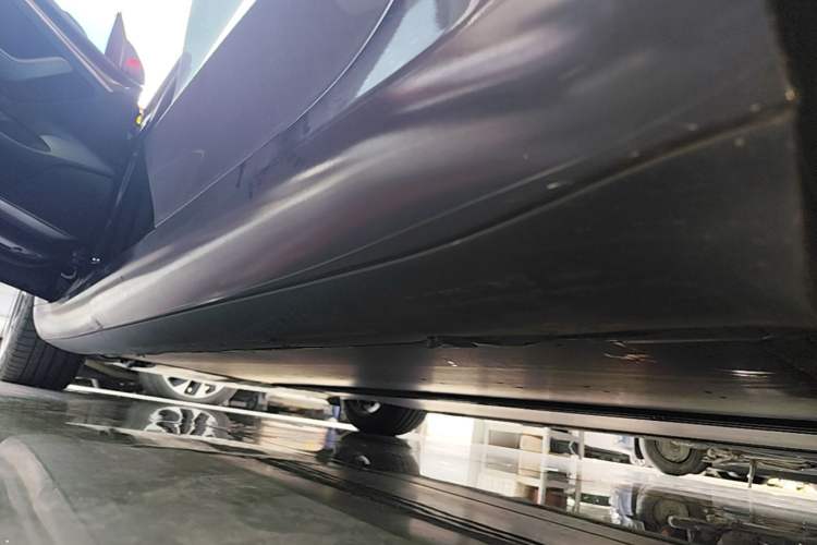 Used Tesla Model 3 2021 Standard Range Rear-Wheel Drive Upgraded Version 3D6 Left Side Sill