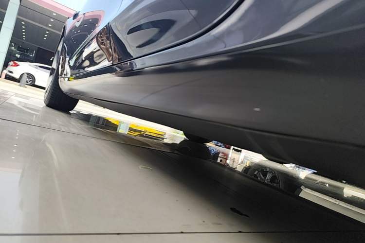 Used Tesla Model 3 2021 Standard Range Rear-Drive Upgraded Version Left Side Sill