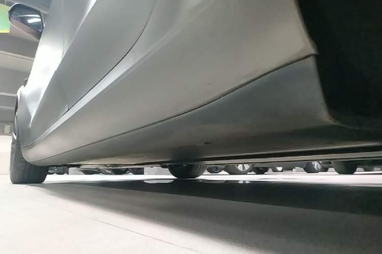 Used Tesla Model 3 2021 Standard Range Rear-Wheel Drive Upgraded Version 3D6 Left Side Sill