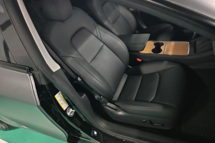 Used Tesla Model 3 2021 Standard Range Rear-Drive Upgraded Version Right Front Seat