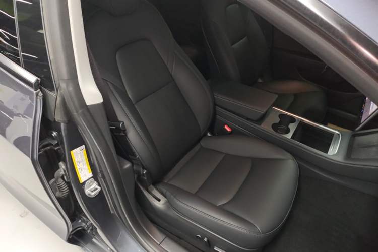 Used Tesla Model 3 2021 Standard Range Rear-Drive Upgraded Version Right Front Seat
