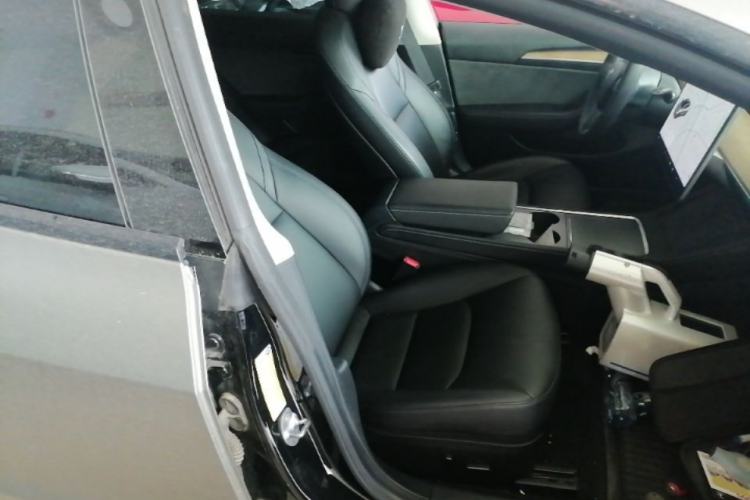 Used Tesla Model 3 2021 Performance High-Performance All-Wheel-Drive Version 3D6 Right Front Seat