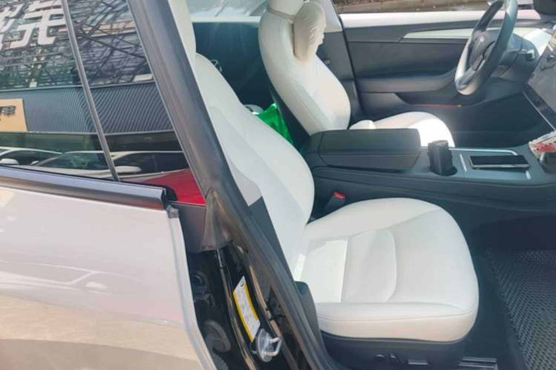 Used Tesla Model 3 2021 Performance High-Performance All-Wheel-Drive Version Right Front Seat