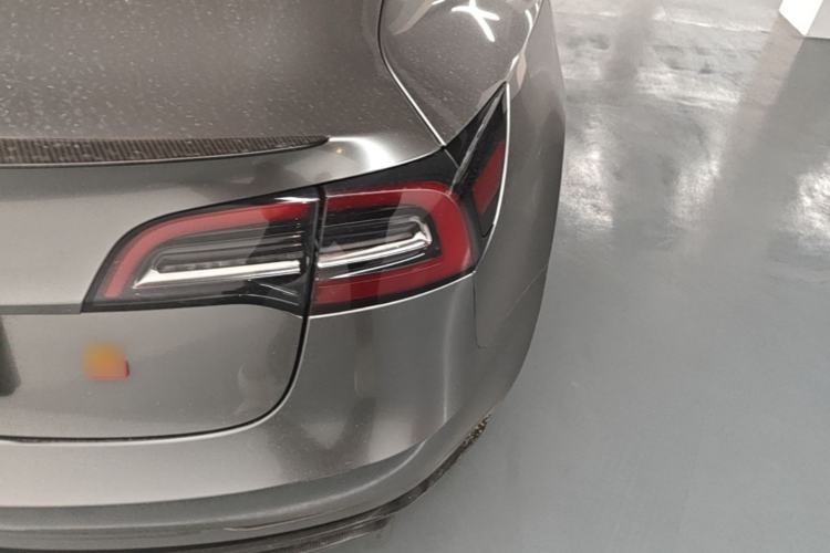 Used Tesla Model 3 2021 Performance High-Performance All-Wheel-Drive Version Right Rear Taillight