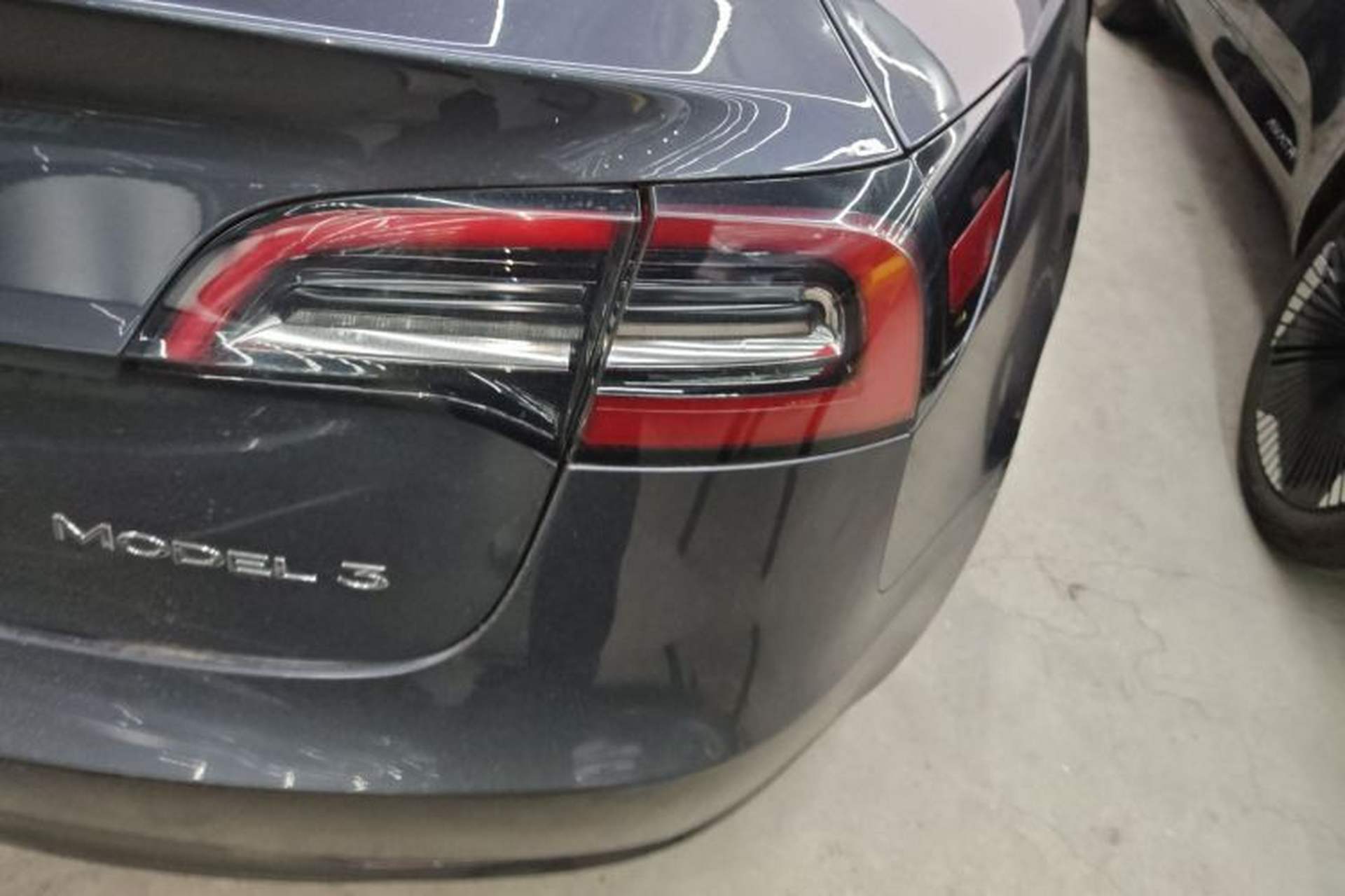 Used Tesla Model 3 2021 Standard Range Rear-Wheel Drive Upgraded Version 3D6 Right Rear Taillight
