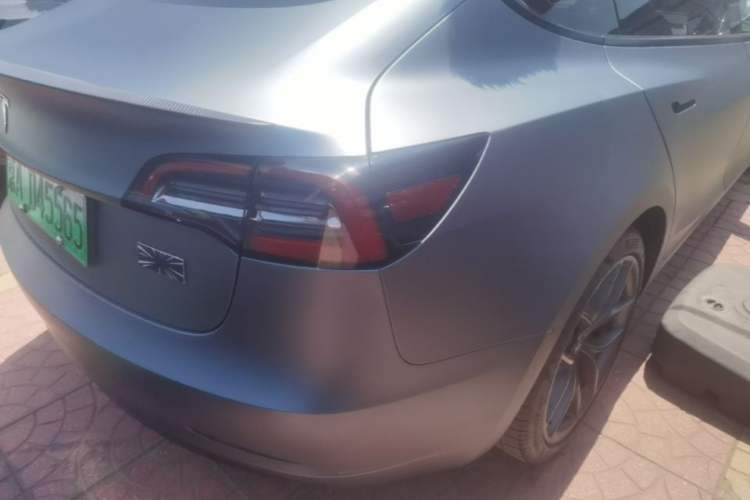 Used Tesla Model 3 2021 Performance High-Performance All-Wheel-Drive Version 3D6 Right Rear Taillight