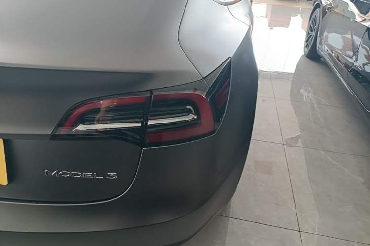 Used Tesla Model 3 2021 Standard Range Rear-Wheel Drive Upgraded Version 3D6 Right Rear Taillight