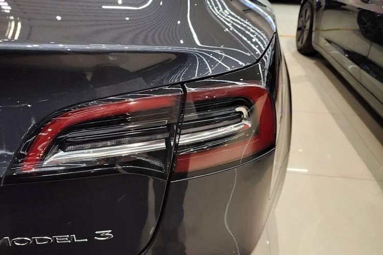Used Tesla Model 3 2021 Revised Version Standard Range Rear-Wheel Drive Upgraded Edition 3D1 Right Rear Taillight
