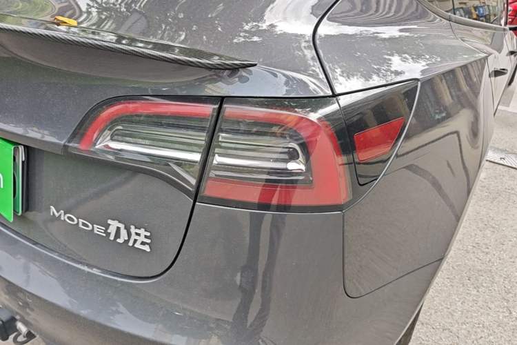 Used Tesla Model 3 2021 Revised Version Standard Range Rear-Wheel Drive Upgraded Edition 3D1 Right Rear Taillight