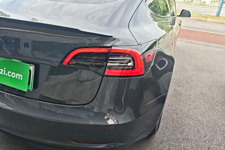 Used Tesla Model 3 2021 Standard Range Rear-Wheel Drive Upgraded Version 3D6 Right Rear Taillight