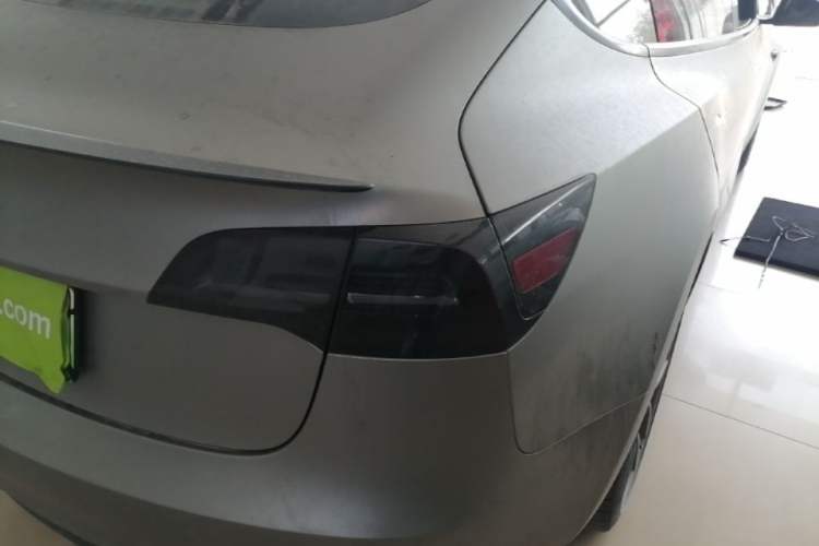 Used Tesla Model 3 2021 Performance High-Performance All-Wheel-Drive Version 3D6 Right Rear Taillight