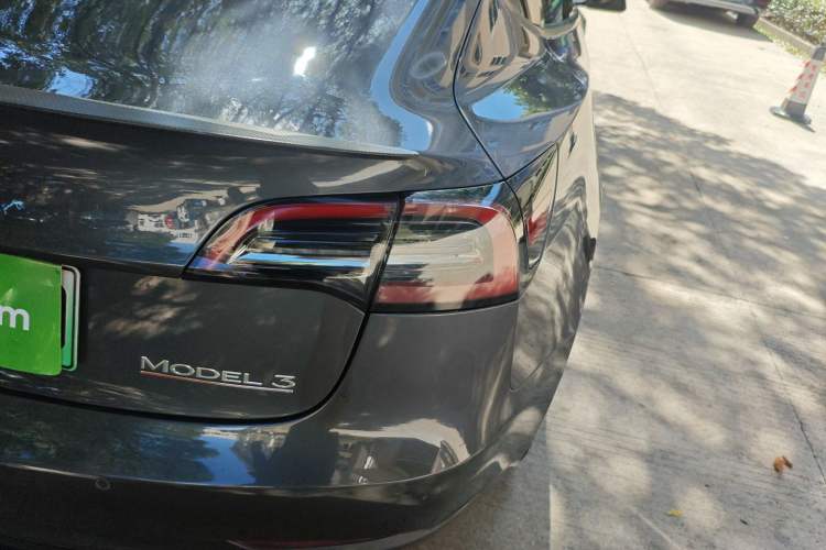 Used Tesla Model 3 2021 Revised Performance Version with All-Wheel Drive 3D1 Right Rear Taillight