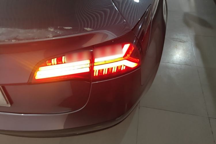 Used Tesla Model 3 2021 Revised Version Standard Range Rear-Wheel Drive Upgraded Edition 3D1 Right Rear Taillight