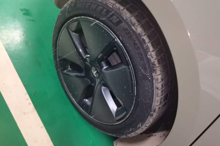 Used Tesla Model 3 2021 Standard Range Rear-Drive Upgraded Version Right Rear Wheel Hub