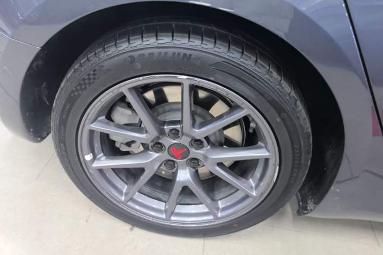Used Tesla Model 3 2021 Standard Range Rear-Drive Upgraded Version Right Rear Wheel Hub