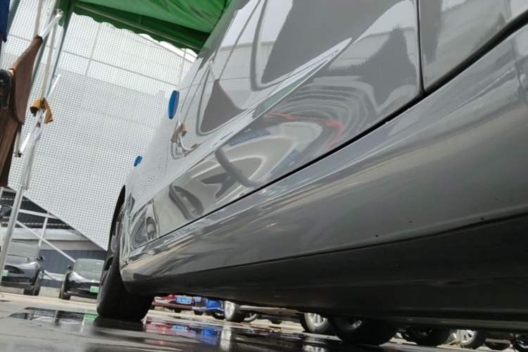 Used Tesla Model 3 2021 Revised Version II – Performance High-Performance All-Wheel-Drive Edition Right Side Sill