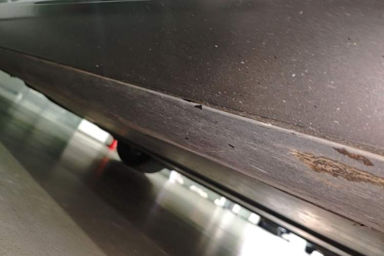 Used Tesla Model 3 2021 Standard Range Rear-Wheel Drive Upgraded Version 3D6 Right Side Sill