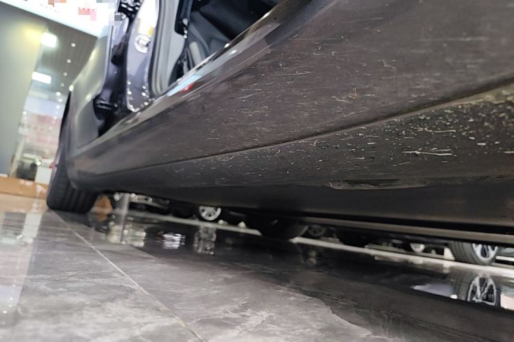 Used Tesla Model 3 2021 Standard Range Rear-Wheel Drive Upgraded Version 3D6 Right Side Sill