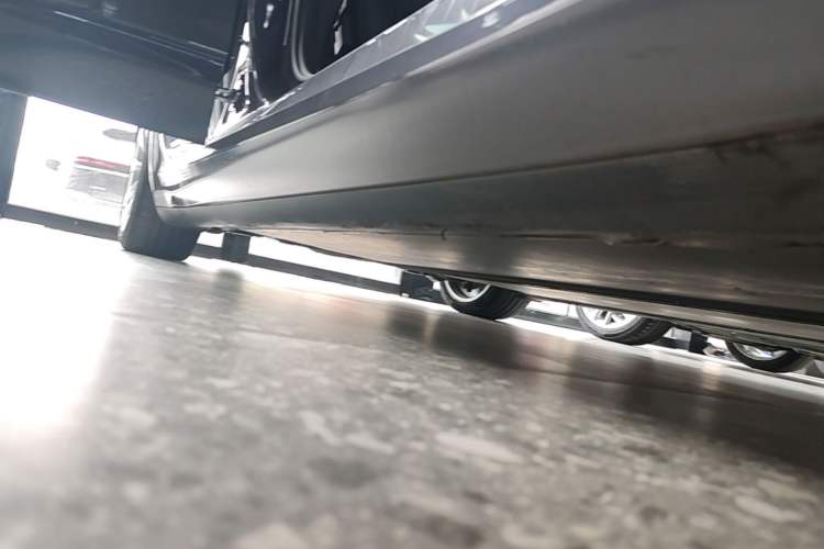 Used Tesla Model 3 2021 Standard Range Rear-Drive Upgraded Version Right Side Sill