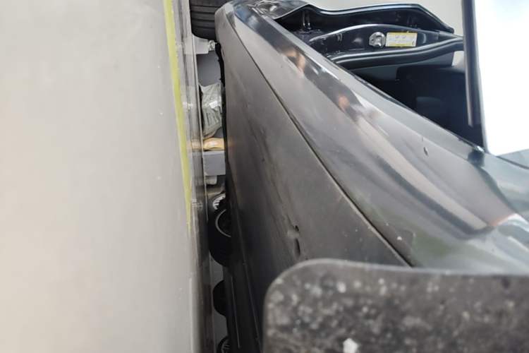 Used Tesla Model 3 2021 Standard Range Rear-Drive Upgraded Version Right Side Sill