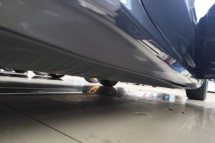 Used Tesla Model 3 2021 Standard Range Rear-Drive Upgraded Version Right Side Sill