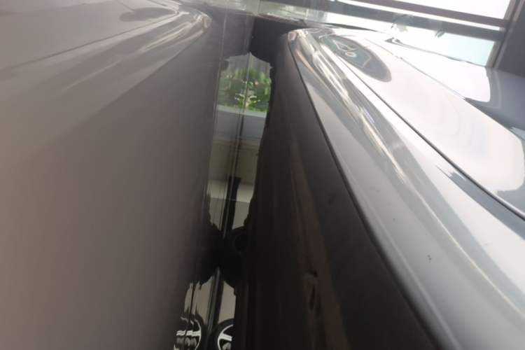 Used Tesla Model 3 2021 Standard Range Rear-Wheel Drive Upgraded Version 3D6 Right Side Sill
