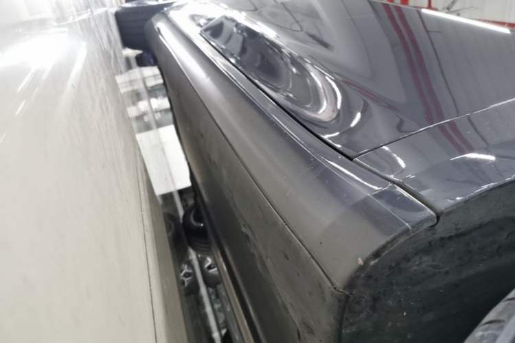 Used Tesla Model 3 2021 Standard Range Rear-Wheel Drive Upgraded Version 3D6 Right Side Sill