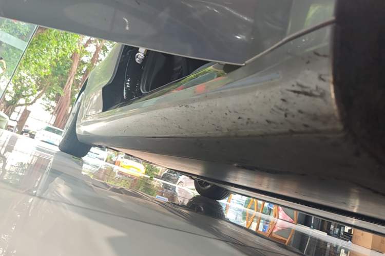 Used Tesla Model 3 2021 Standard Range Rear-Wheel Drive Upgraded Version 3D6 Right Side Sill