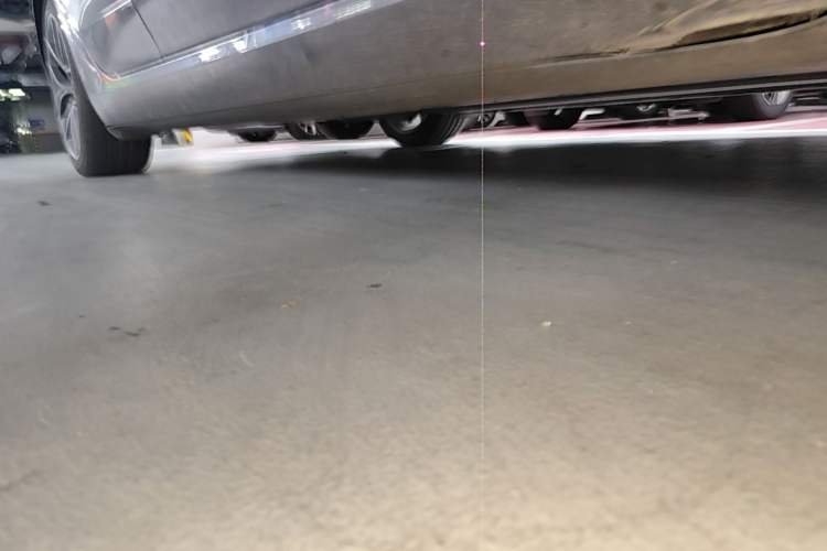 Used Tesla Model 3 2021 Revised Version II – Performance High-Performance All-Wheel-Drive Edition Right Side Sill