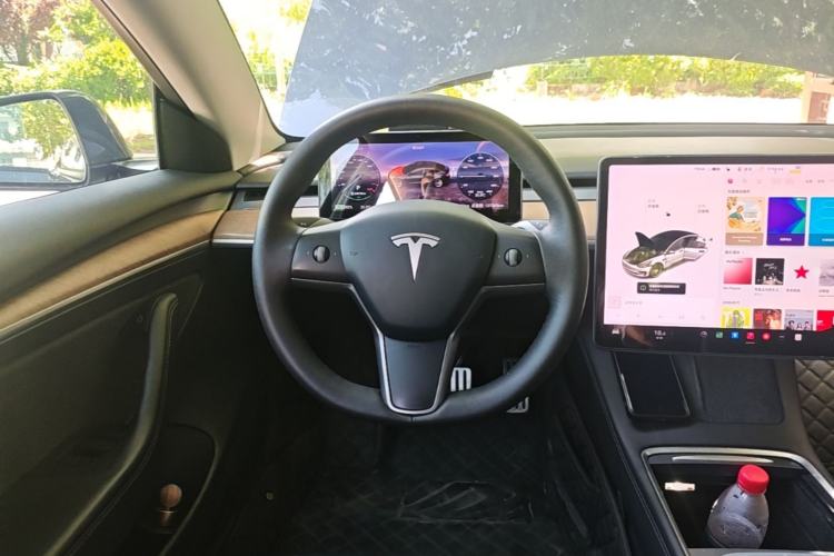 Used Tesla Model 3 2021 Performance High-Performance All-Wheel-Drive Version Steering Wheel