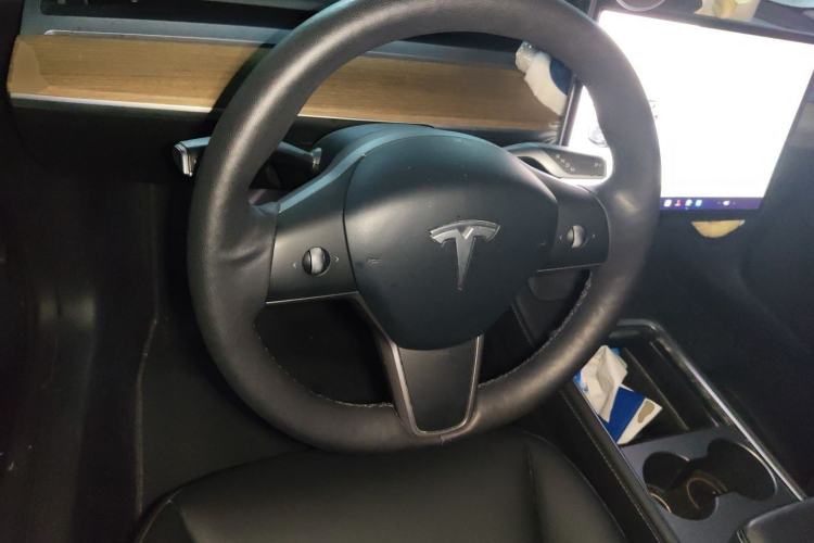 Used Tesla Model 3 2021 Performance High-Performance All-Wheel-Drive Version Steering Wheel