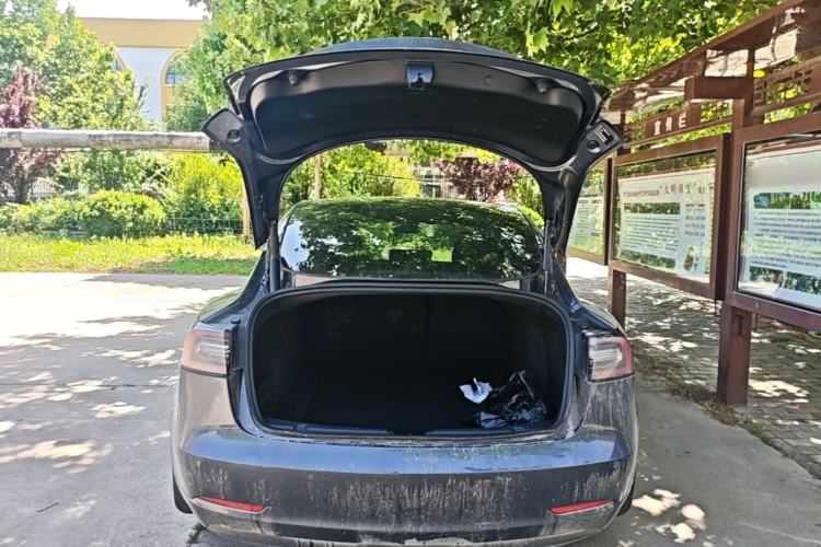 Used Tesla Model 3 2021 Performance High-Performance All-Wheel-Drive Version Trunk