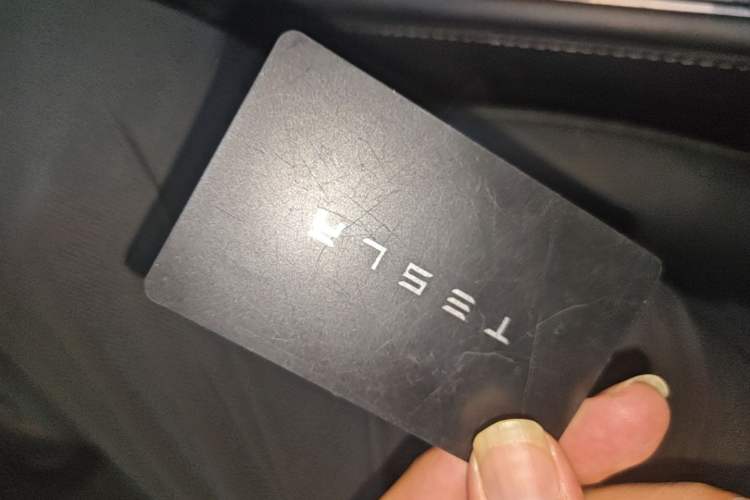 Used Tesla Model 3 2021 Standard Range Rear-Wheel Drive Upgraded Version 3D6 Vehicle Key