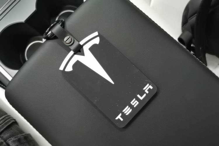Used Tesla Model 3 2021 Standard Range Rear-Wheel Drive Upgraded Version 3D6 Vehicle Key
