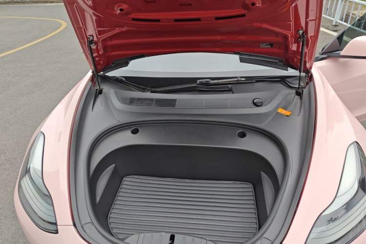 Used Tesla Model 3 2021 Performance High-Performance All-Wheel-Drive Version Engine Bay