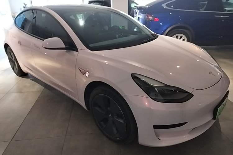 Used Tesla Model 3 2021 Standard Range Rear-Wheel Drive Upgraded Version 3D6 Front Right 45 Deg