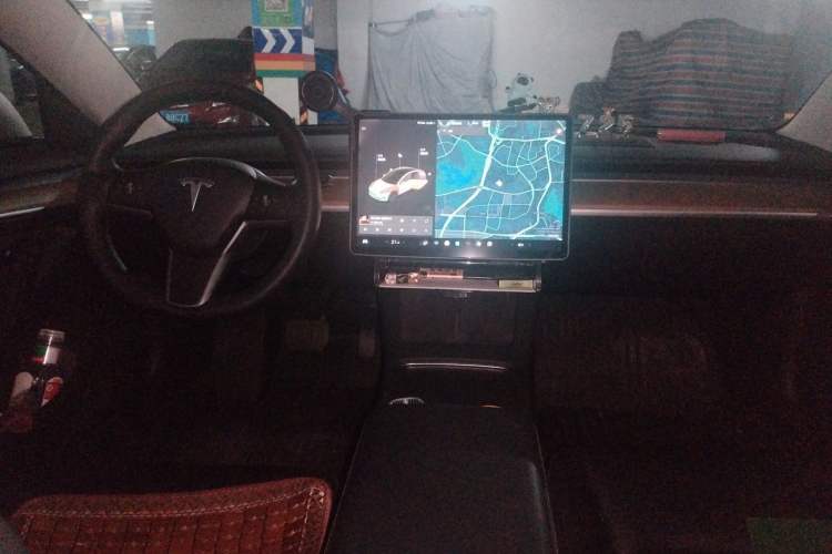 Used Tesla Model 3 2021 Revised Version Standard Range Rear-Wheel Drive Upgraded Edition 3D1 Center Console
