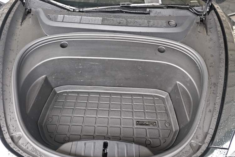 Used Tesla Model 3 2021 Performance High-Performance All-Wheel-Drive Version Engine Bay