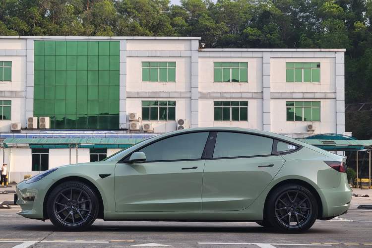 Used Tesla Model 3 2021 Standard Range Rear-Wheel Drive Upgraded Version 3D6 Exterior 8