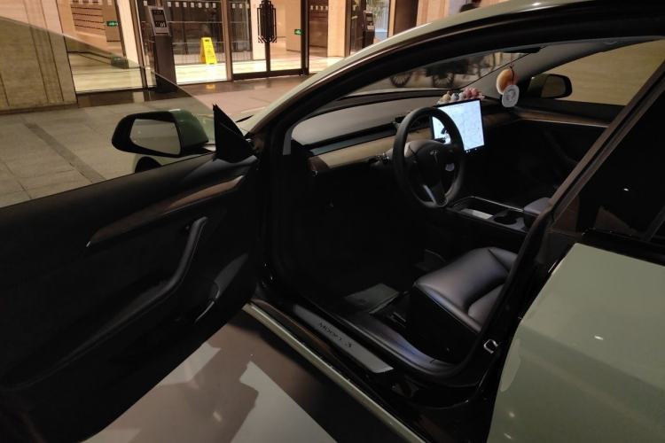 Used Tesla Model 3 2021 Standard Range Rear-Drive Upgraded Version Interior 3