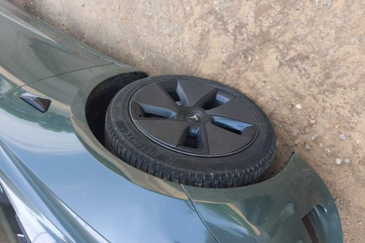 Used Tesla Model 3 2021 Standard Range Rear-Drive Upgraded Version Left Front Wheel Hub
