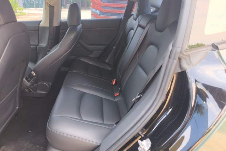 Used Tesla Model 3 2021 Standard Range Rear-Drive Upgraded Version Left Rear Seat